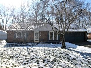 4461 Hillcrest Dr, Bellbrook, OH 45305