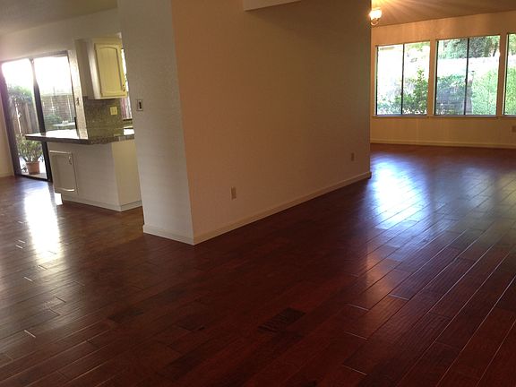 5th image of 1711 W Benjamin Holt Dr