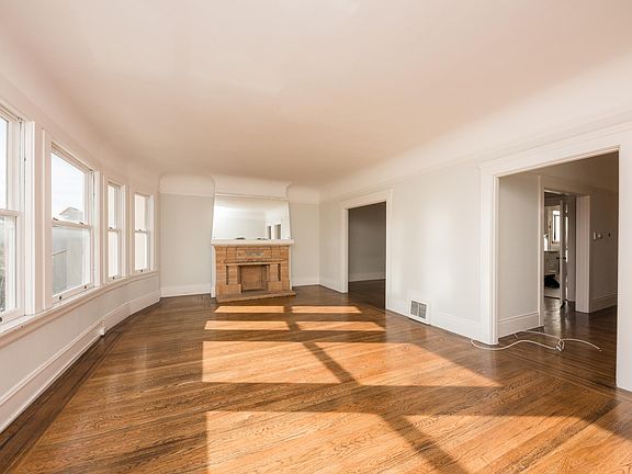 2nd image of 26 Toledo Way