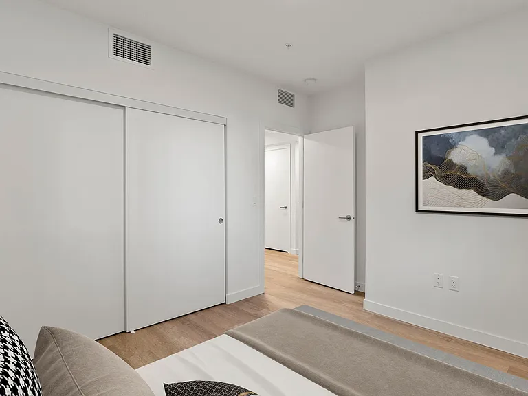 3795 Lakeshore Rd — Photo 30