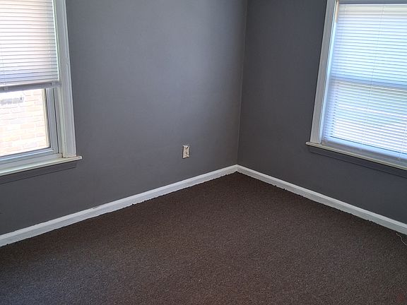 3rd image of 4819 Woodworth St #1