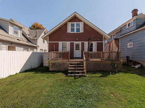 4th image of 1521 Campbell St
