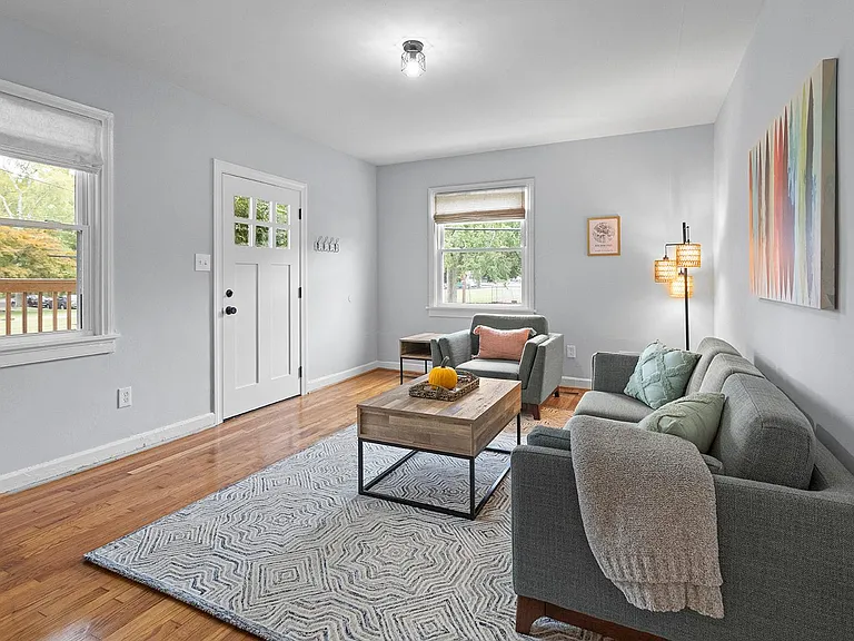 3823 Hawthorne Ave #1 — Photo 4