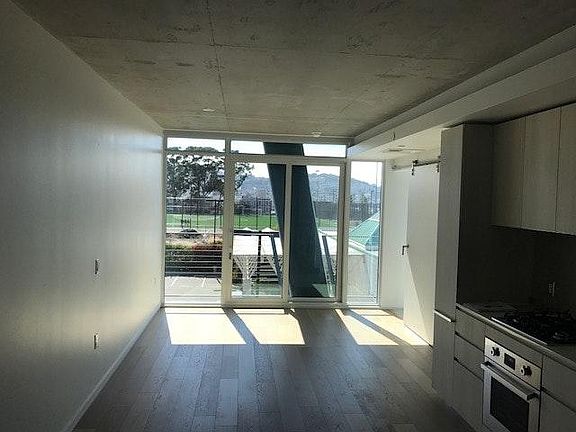 Living Room / Kitchen
