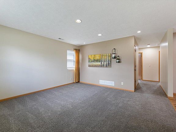 4th image of 2515 Pavich Dr