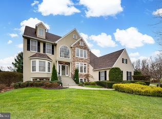 1 Emerson Dr, Cinnaminson, NJ 08077