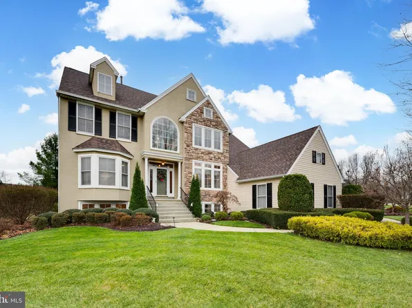 1 Emerson Dr, Cinnaminson, NJ 08077