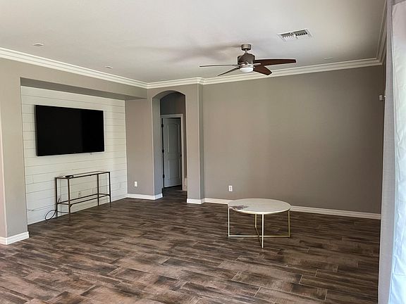 3rd image of 2726 E Donato Dr