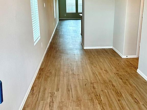 2nd image of 236 Rustic Ridge Cir