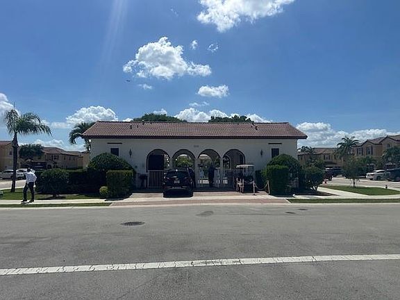 4th image of 8691 NW 112th Court
