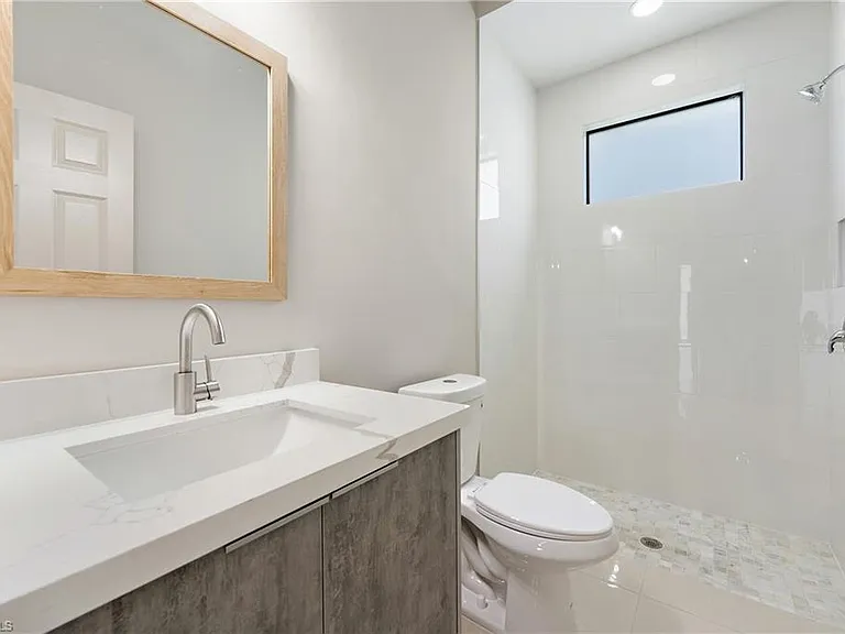 2903 37th St W — Photo 12