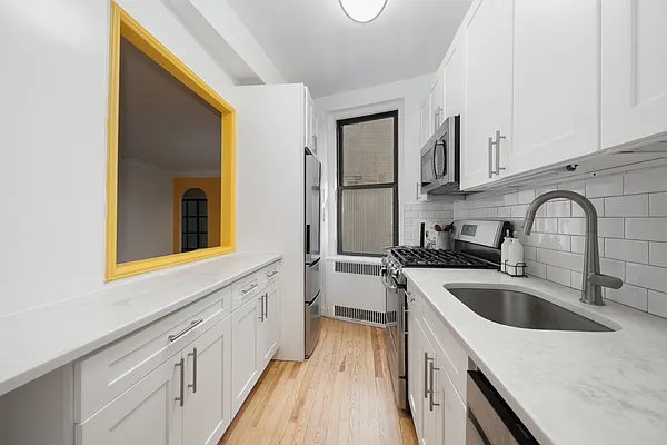 Sold by Corcoran | media 3