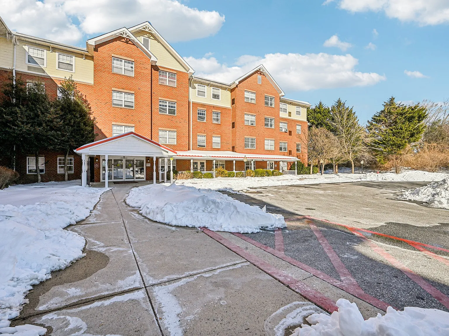 Fairgreen Senior Community — Photo 4
