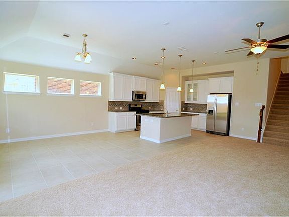 5th image of 1423 Nacogdoches Valley Dr