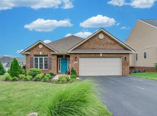 2596 Russlen Dr, Salem, VA 24153