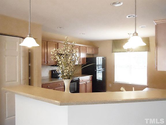 4th image of 8893 Thornton Town Pl