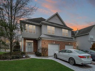 62 Shelley Cir, East Windsor, NJ 08520
