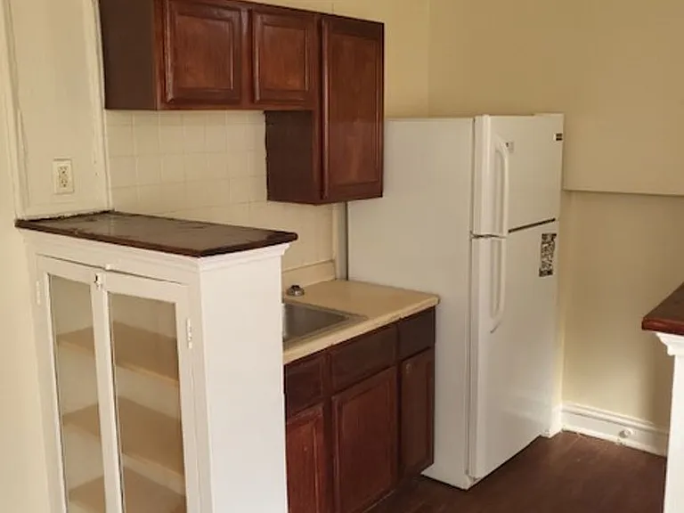 6315 S California Ave — Photo 3