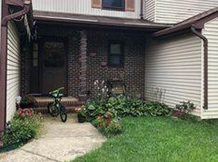 10 Thom Ct, East Brunswick, NJ 08816