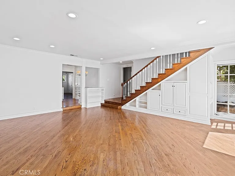 508 Redlands Ave — Photo 12
