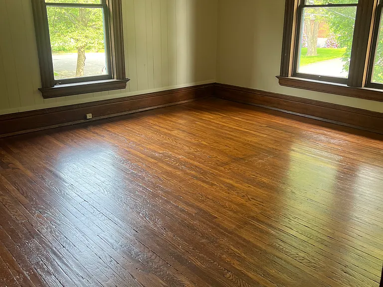118 E Chemung Pl #B — Photo 8
