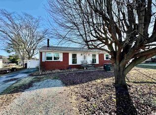 210 Magnolia Dr, Hopkinsville, KY 42240