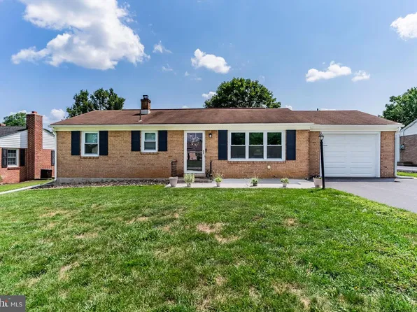 318 Bolton Ave, Carlisle, PA 17013