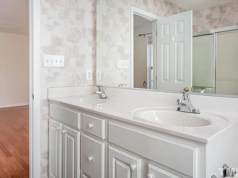 268 Joshua Glen Ln — Photo 15