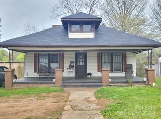 304 N Carolina Ave, Maiden, NC 28650