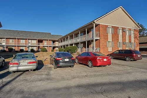 2414 Memorial Blvd #4 Photo 1
