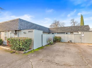 1927 Crater Lake Ave #1-4, Medford, OR 97504