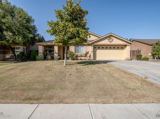 2406 Basque Hills Dr, Bakersfield, CA 93313