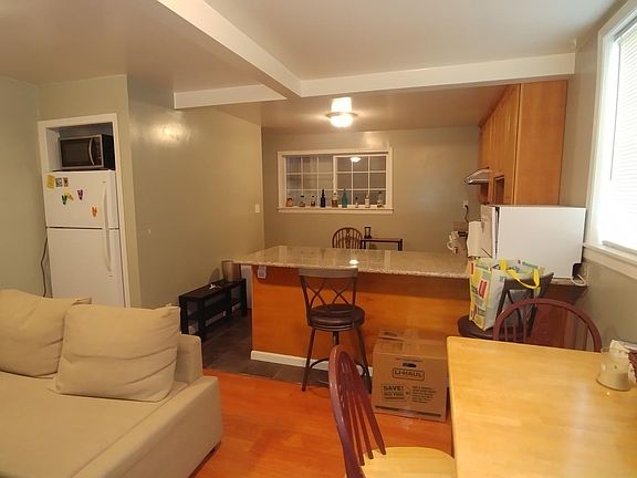 2nd image of 0 Precita Ave #B