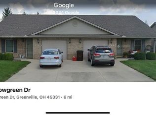 109 Meadowgreen Dr, Greenville, OH 45331