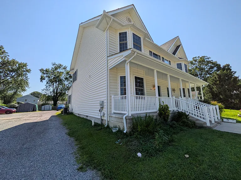 310 Del Rhodes Ave #A — Photo 3