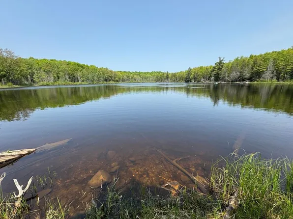 8677 Davis Rd, Hurley, WI 54534