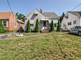 908 Wexford Ave, Parma, OH 44134