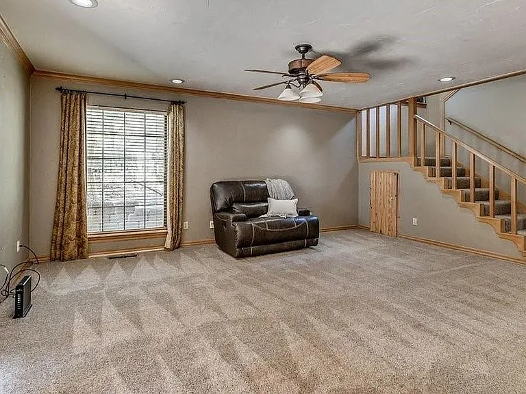1408 Fox View Ct — Photo 7