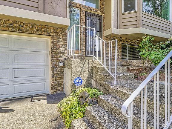 3rd image of 14709 118th Avenue Ct E