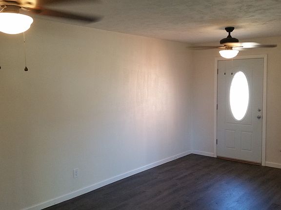 entry/ office