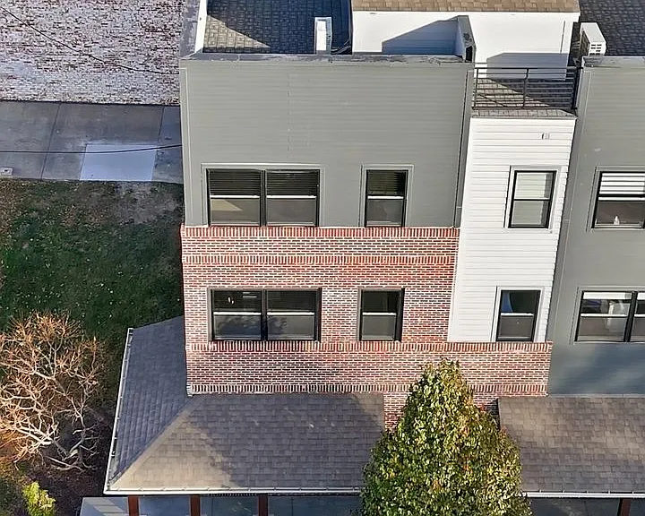 919 S 31st St — Photo 2