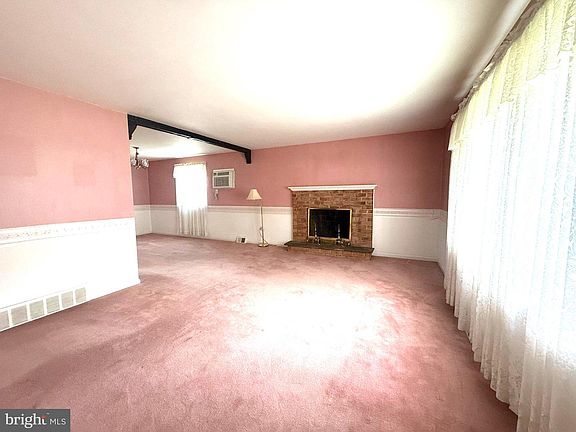 5th image of 92 Arbor Rd