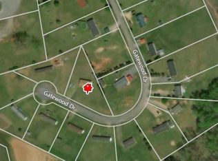 136 Gatewood Dr, Lawndale, NC 28090