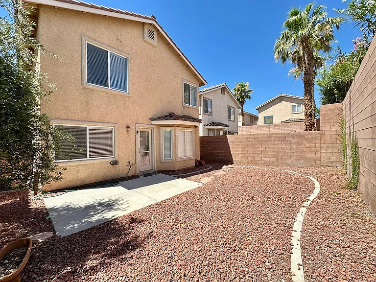 11028 Meadow Leaf Ave — Photo 23