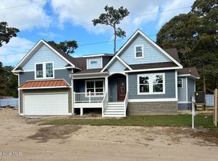 112 Briggs St, Jarvisburg, NC 27947