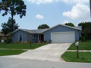 2555 Westchester Dr, Riviera Beach, FL 33407