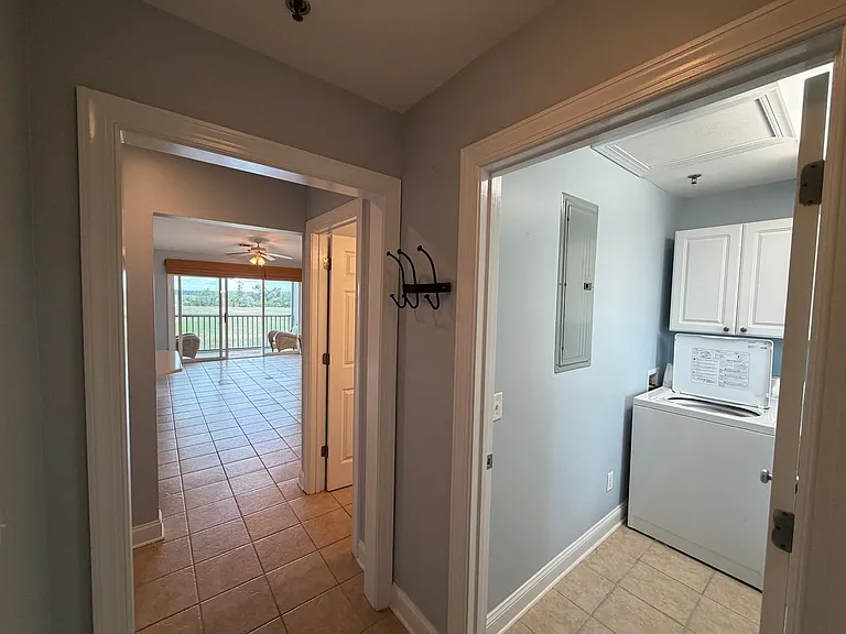 91 Screven St #309D — Photo 2