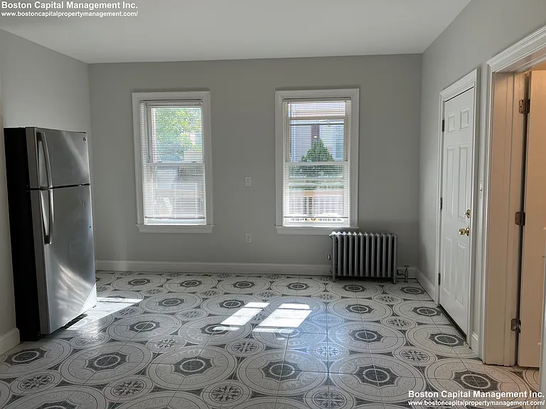 179 Belmont St — Photo 8