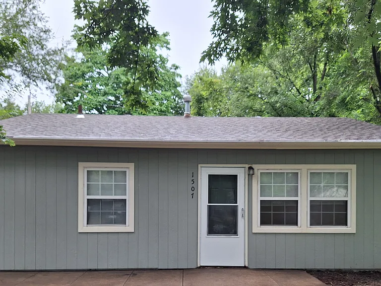 1507 Craig Ct — Photo 1