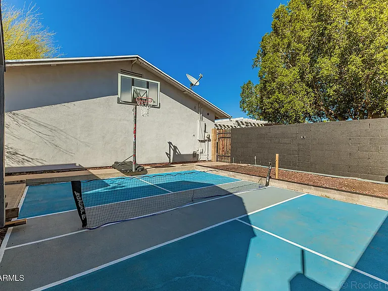 413 E Ellis Dr — Photo 5